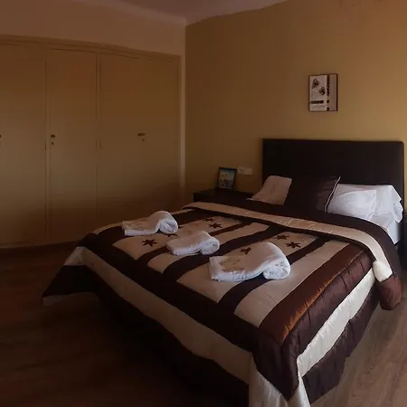 Playa Hotel *